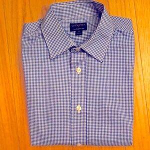 Crewcuts Thompson button down shirt boys size 8. Worn twice. Like new.